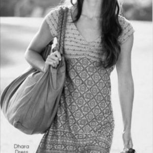 LIKE NEW ATHLETA Dhara Dress, Lined, V-neck, Ruched, Cap sleeve, Gray, XS